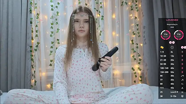 CarolinePepper live sex cam