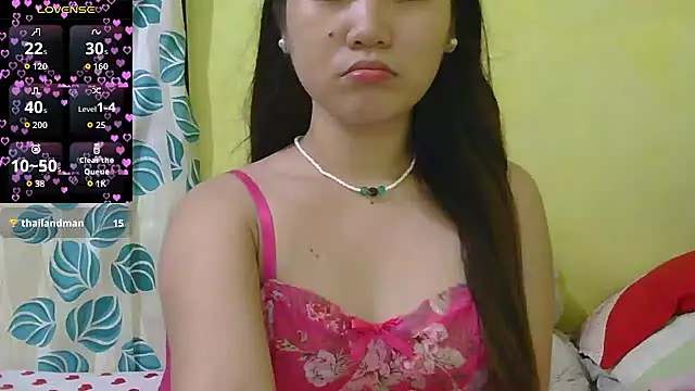 HornyAsian4uxx live sex cam