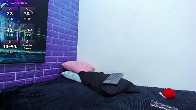 Samantha_Blaze1's cam snapshot