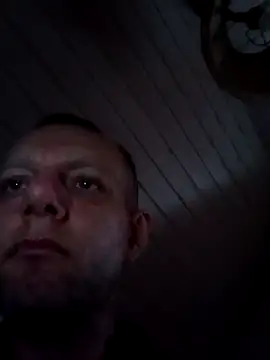 Kw8585kw's cam snapshot