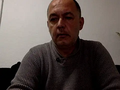 futbolin94's cam snapshot