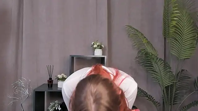 KrissyHjelle's cam snapshot