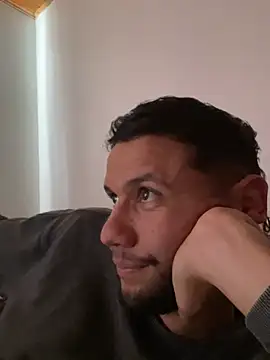 Michaell_Spinelly's cam snapshot