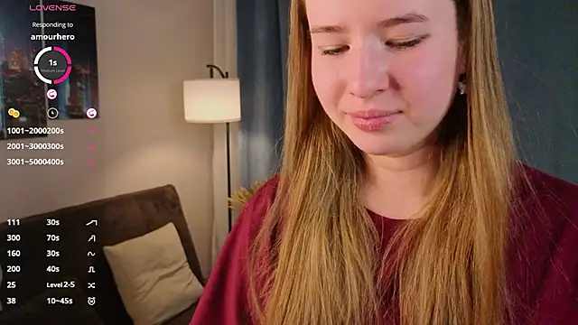 MowasaBritten live sex cam