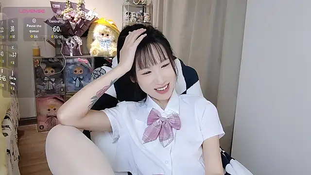 M-OTT_'s cam snapshot