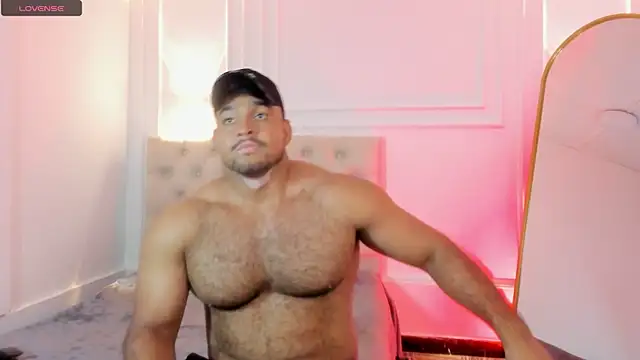 Big_furry_bear13 live sex cam