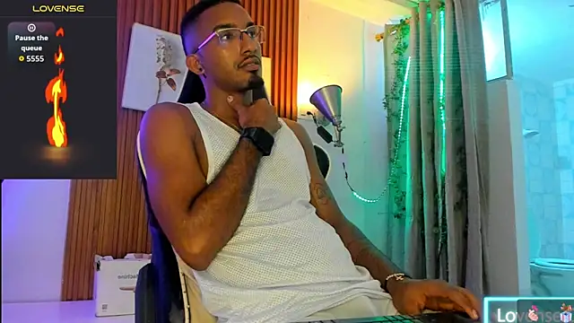 Darwin_mayo live sex cam