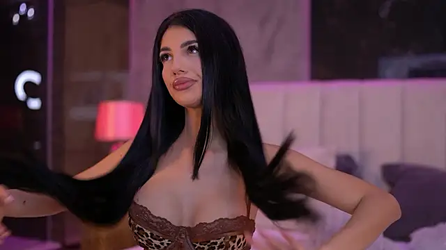 RaisaKali live sex cam