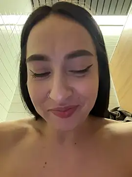 Holly_Play live sex cam