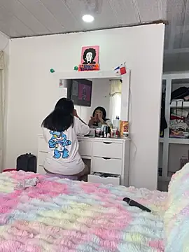 Marianahb-e's cam snapshot