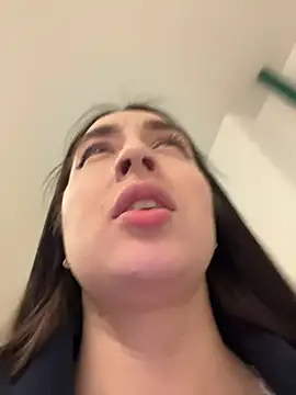 Holly_Play's cam snapshot