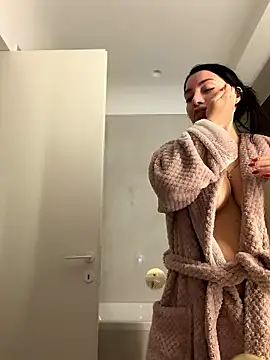 MyaSplash's cam snapshot