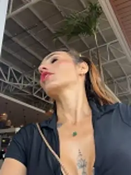 Samantha_bigboobs live sex cam