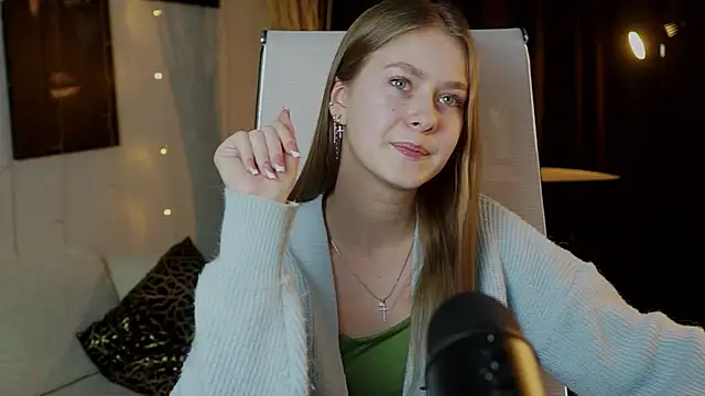 EveMundie live sex cam