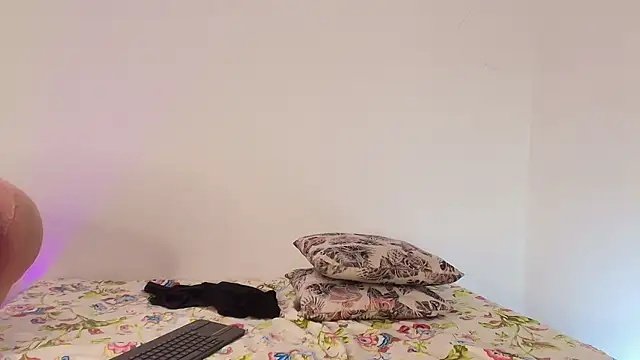 saramaartinez's cam snapshot