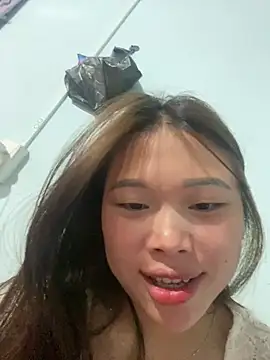 Emxinh123cute's cam snapshot