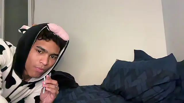 Ryan-hot's cam snapshot