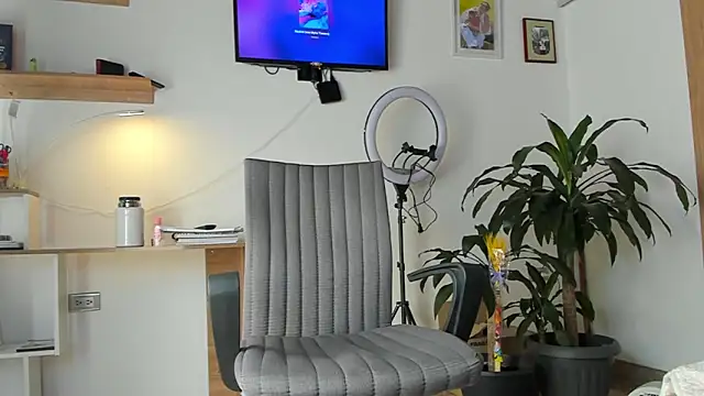 manucute_23_'s cam snapshot