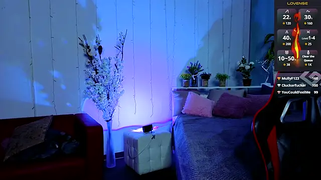 Mia_Mooore's cam snapshot