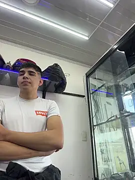 Johan_stick live sex cam