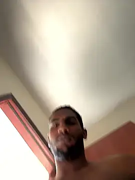 Indiazinhax live sex cam