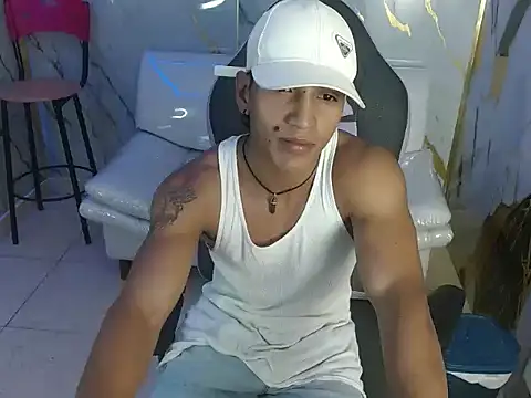 mau_elixxx live sex cam