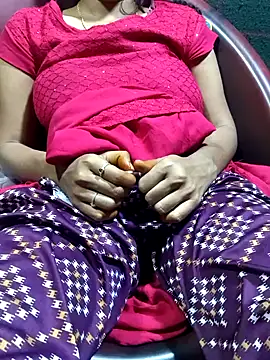 call_me_ammulu099's cam snapshot