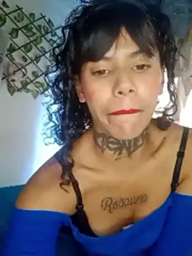 Bellatris_'s cam snapshot