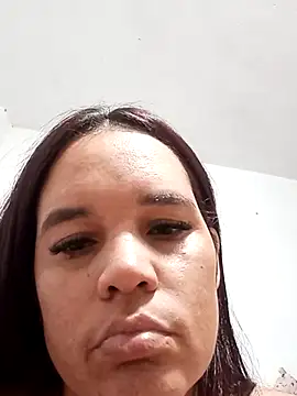 horny_girl33's cam snapshot