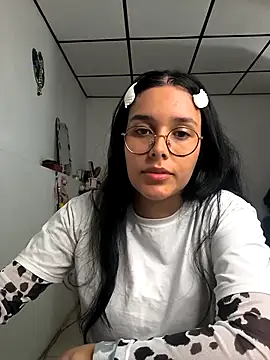 Annya-sweet live sex cam