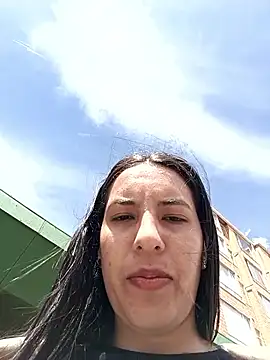 Bonny_Klote live sex cam