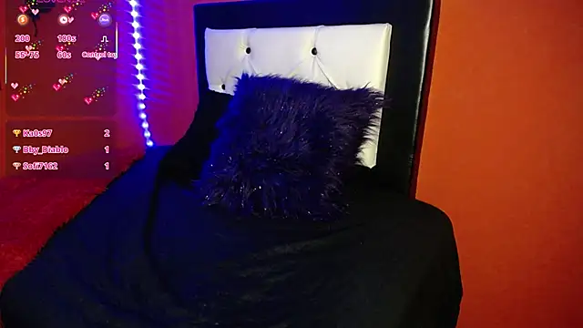 BrendaRojas_'s cam snapshot