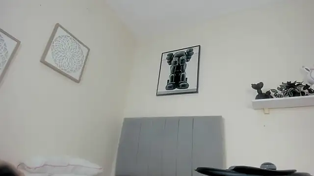 mary_cute9's cam snapshot