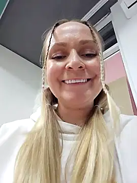 Bondgirl_013 live sex cam