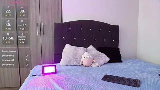 Ruby_Whispers's cam snapshot