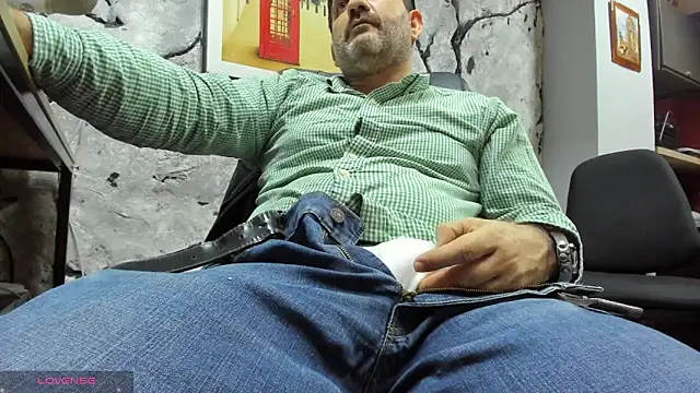 Maxi_thebig_daddy live sex cam