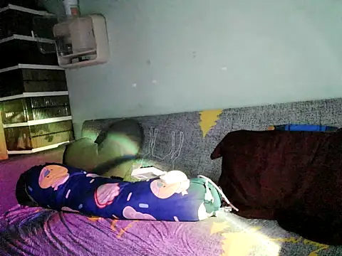 boyhigh1997 live sex cam