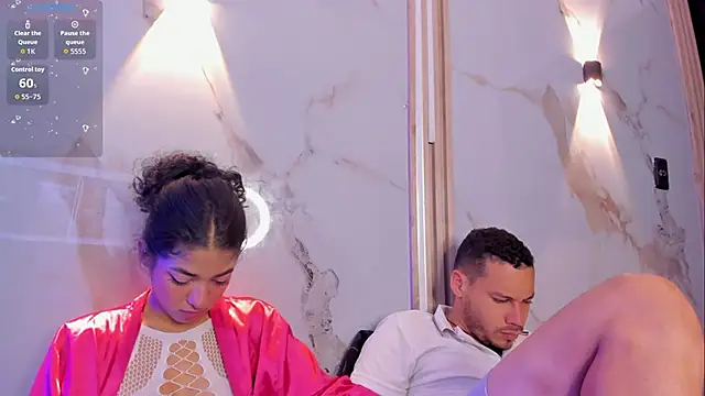 Aron_and_molly live sex cam