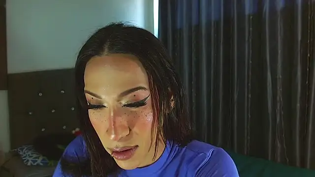 Kenisha_Sweet live sex cam