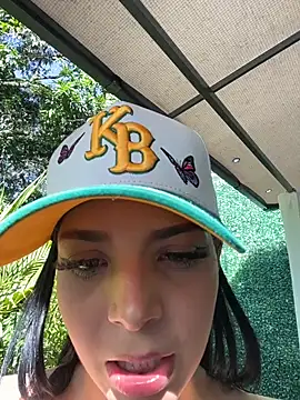 ArieliciousXXX live sex cam