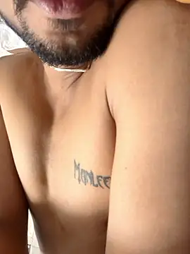 _IRRESISTIBLE_ live sex cam