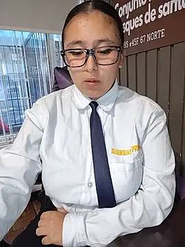 Cute_Penelope live sex cam