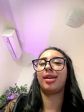 BlueEyes_BB live sex cam