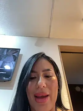 Miah_gomez_ live sex cam