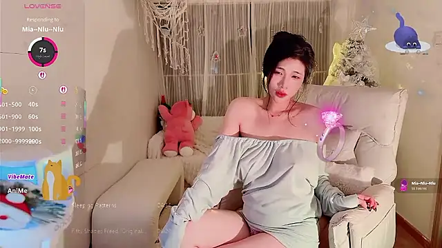 Vaidurya-Yolo live sex cam