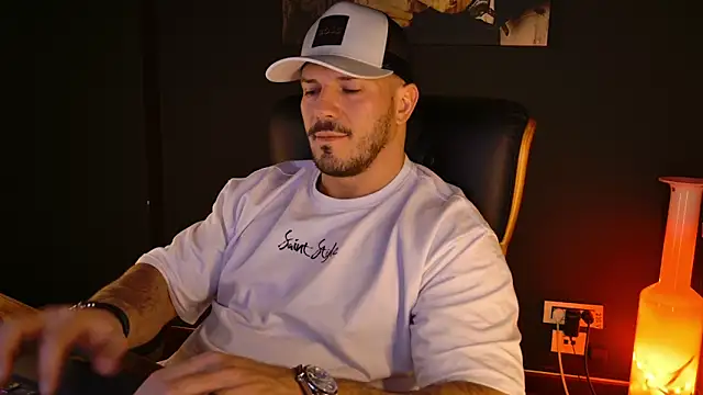 AngeloEric live sex cam