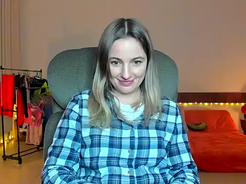 Mila-moon's cam snapshot