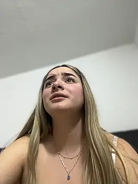 imlindapink live sex cam