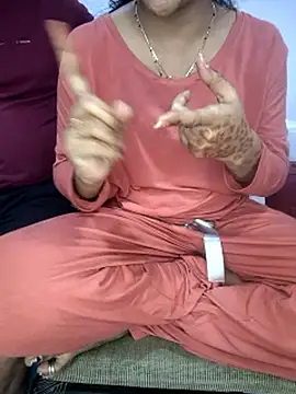 Cute-Telugu-Teacher live sex cam