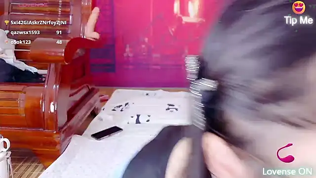 Maomilove1 live sex cam